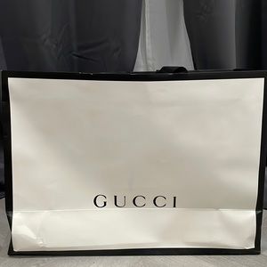 Large Gucci shopping bag